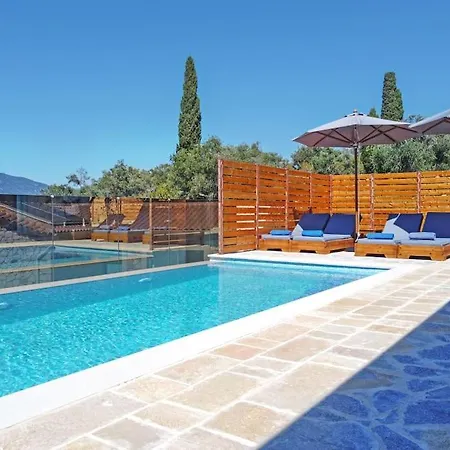 Di Pietra Iii Corfu (city)