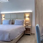 Di Pietra Iii Appartement *
